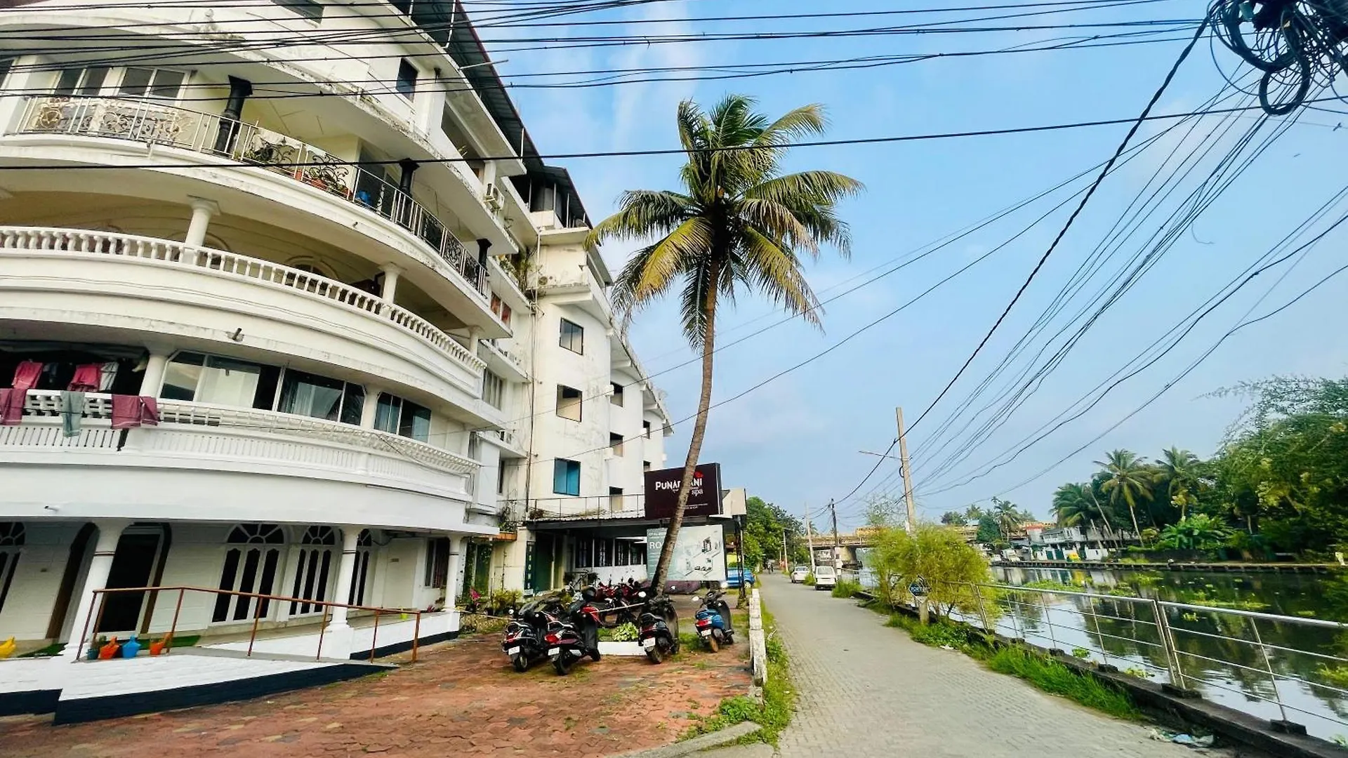 Homestay Oval Retreat Cochin Apartment Kochi