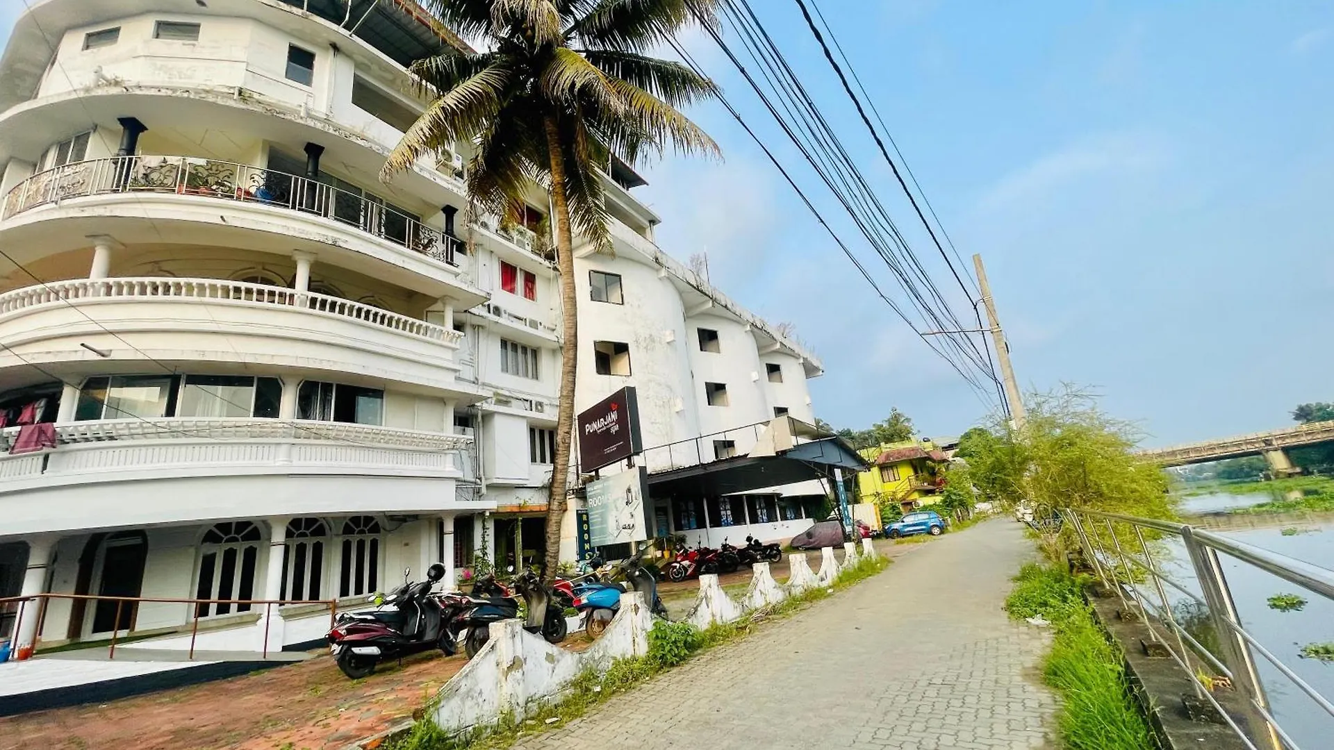 Oval Retreat Cochin Apartment Kochi India