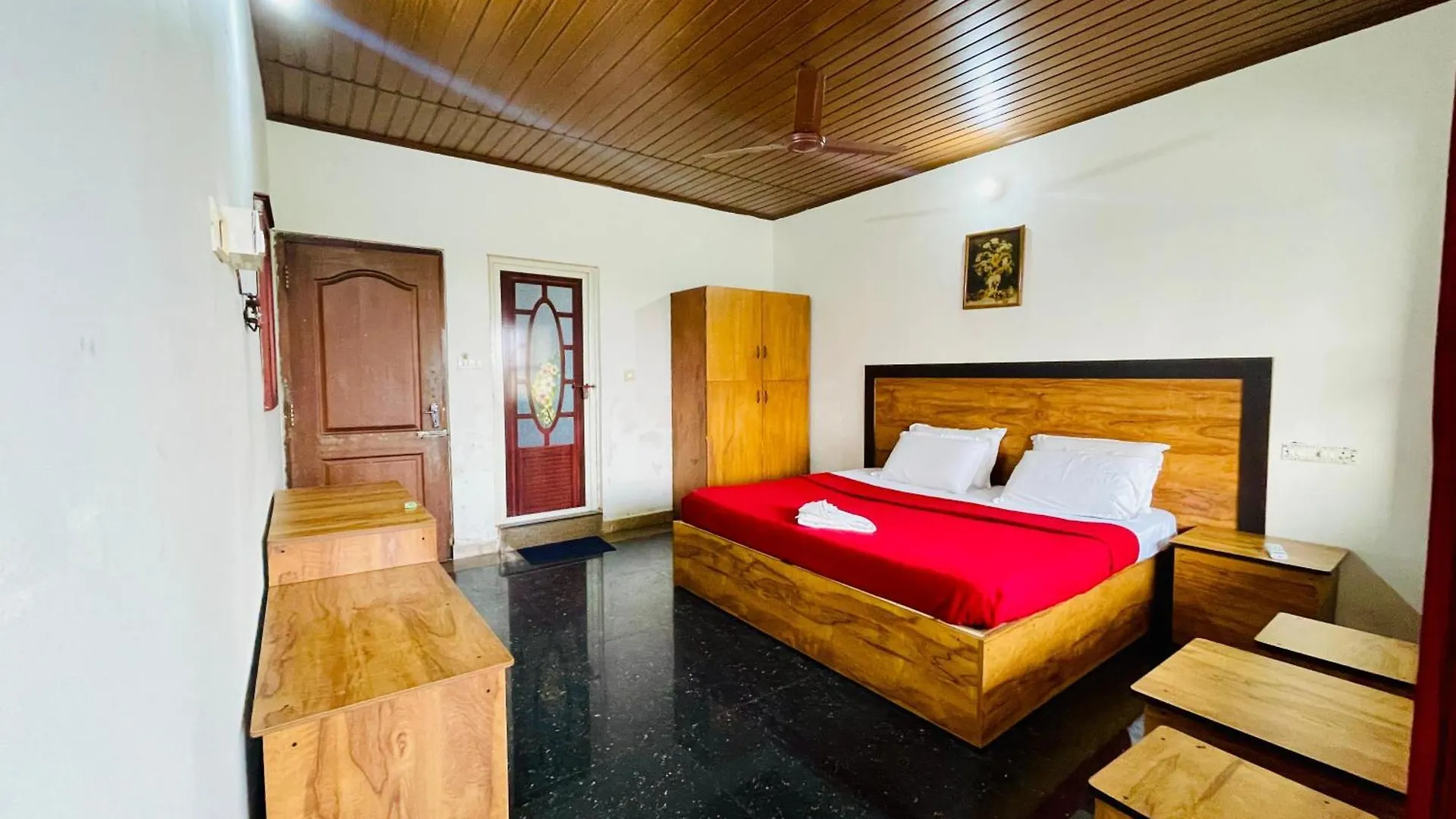 Oval Retreat Cochin Apartment Kochi